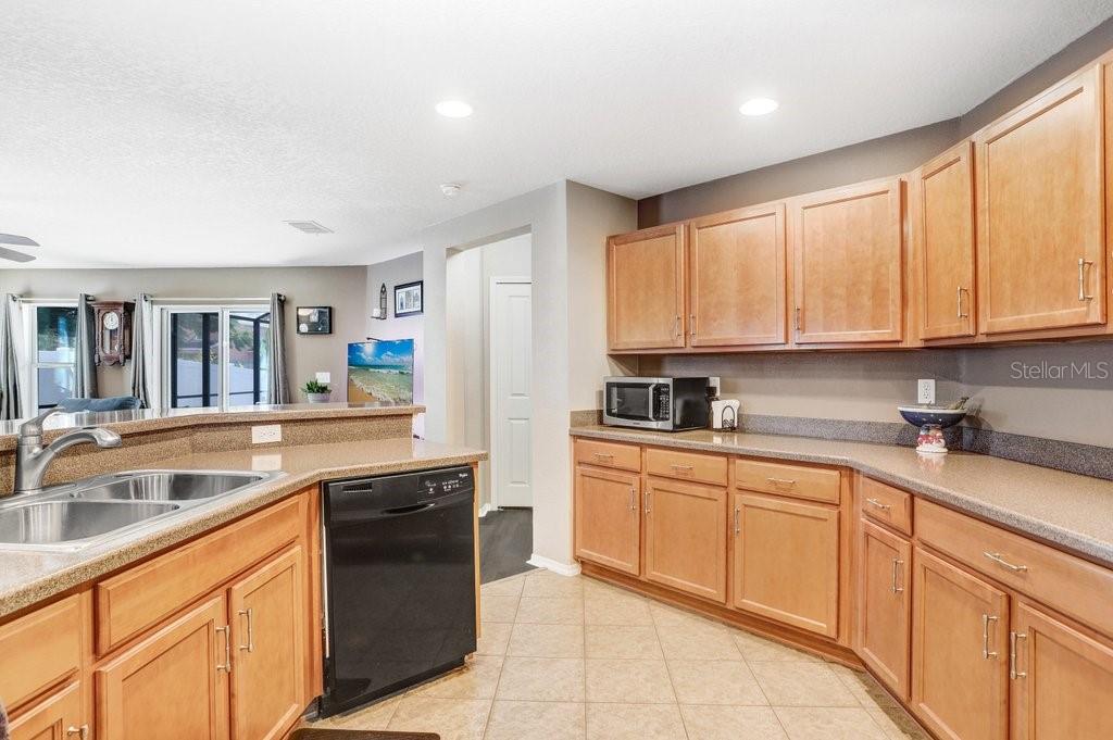 Image 14 of 37 For 7629 Tangle Rush Drive