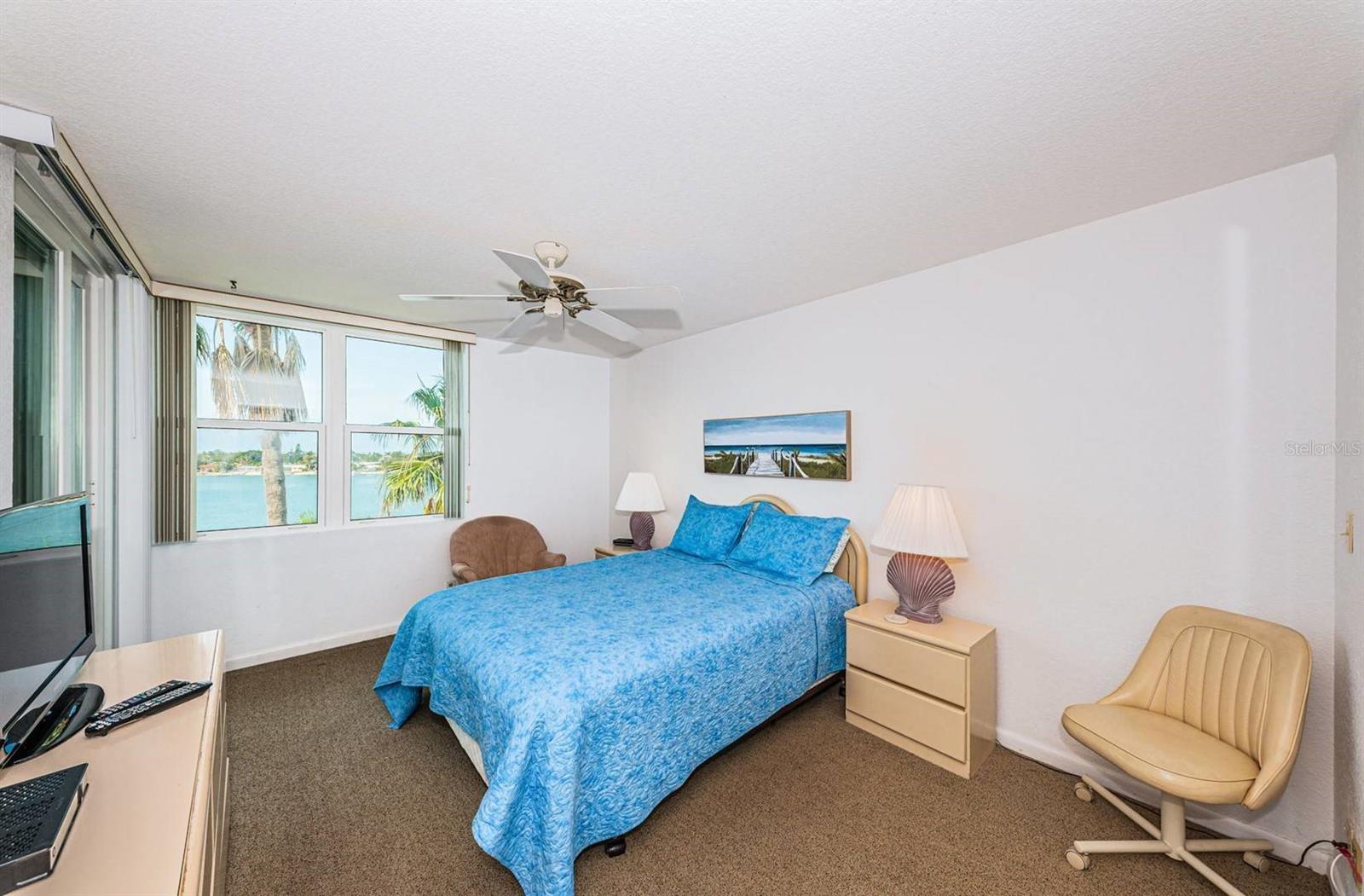 Image 15 of 28 For 5801 Bahia Del Mar Circle 512