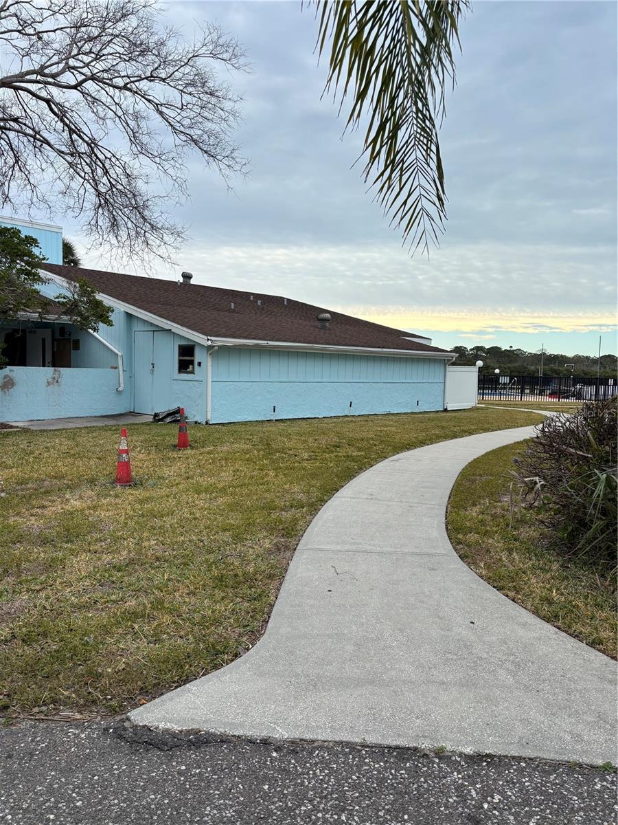 Image 10 of 28 For 1 Windrush Boulevard 24