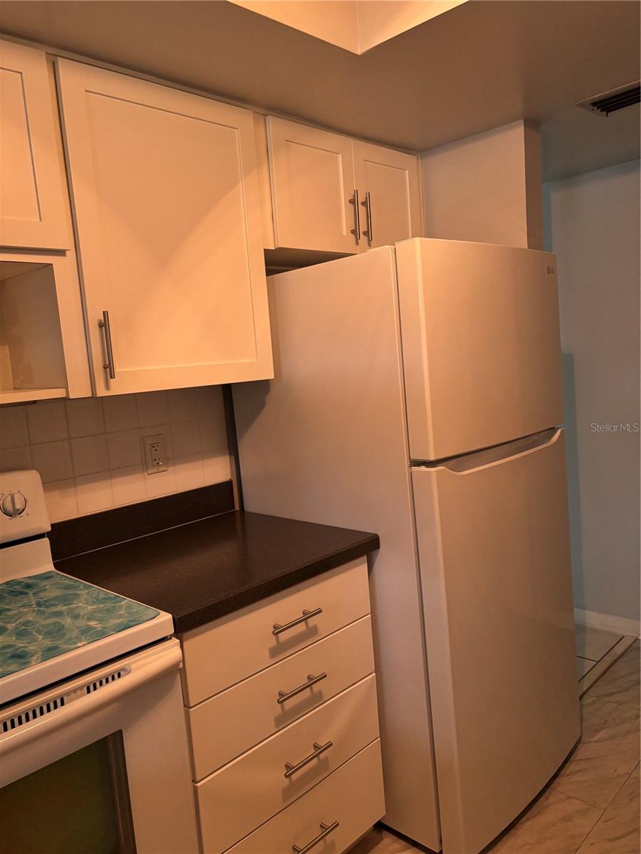 Image 5 of 28 For 1 Windrush Boulevard 24