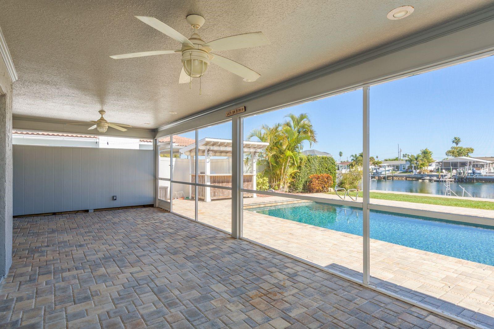 Listing photo id 20 for 5440 Leeward Lane