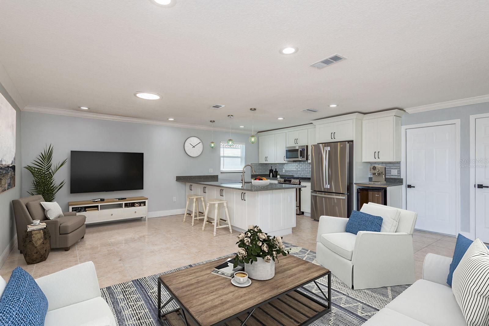 Listing photo id 3 for 5440 Leeward Lane