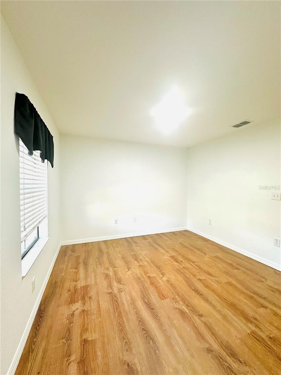 Image 22 of 36 For 4208 Fennwood Court