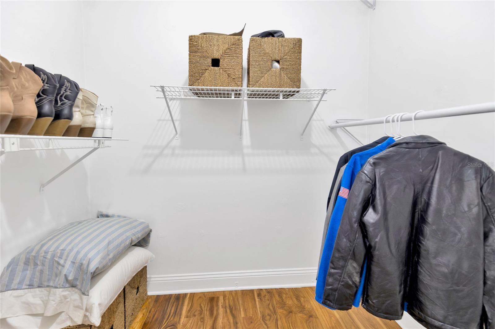 Image 13 of 27 For 10811 Providence Oaks Drive