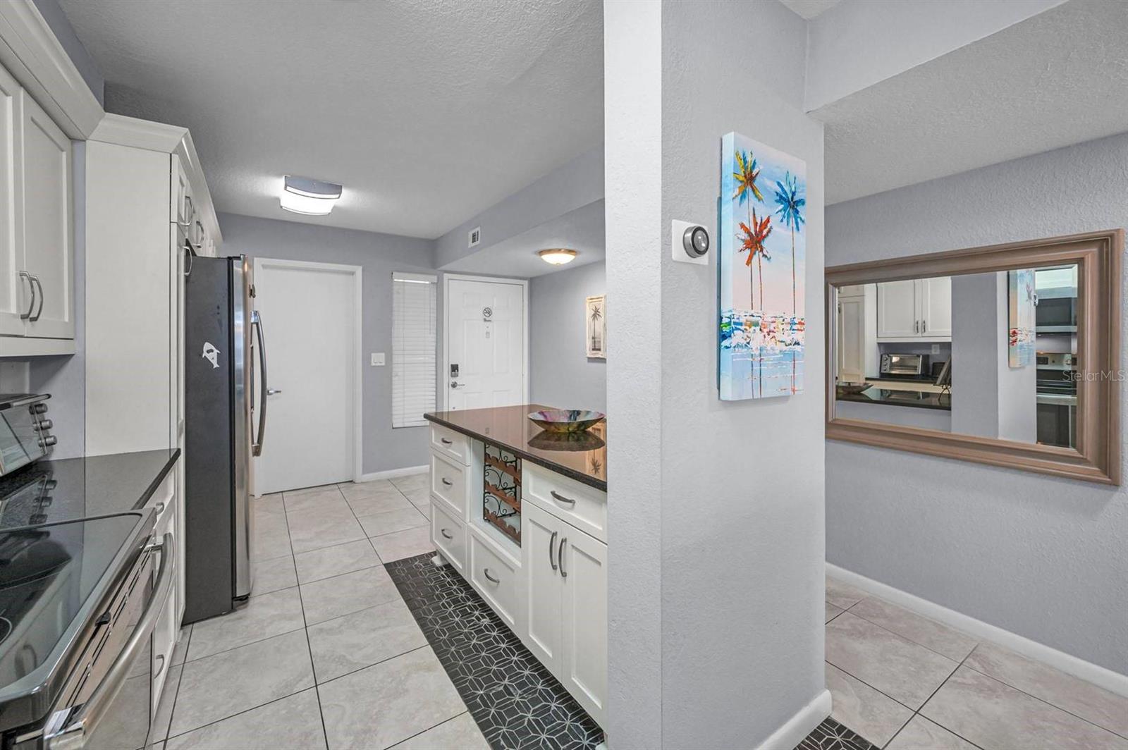 Image 6 of 31 For 5901 Bahia Del Mar Circle 223