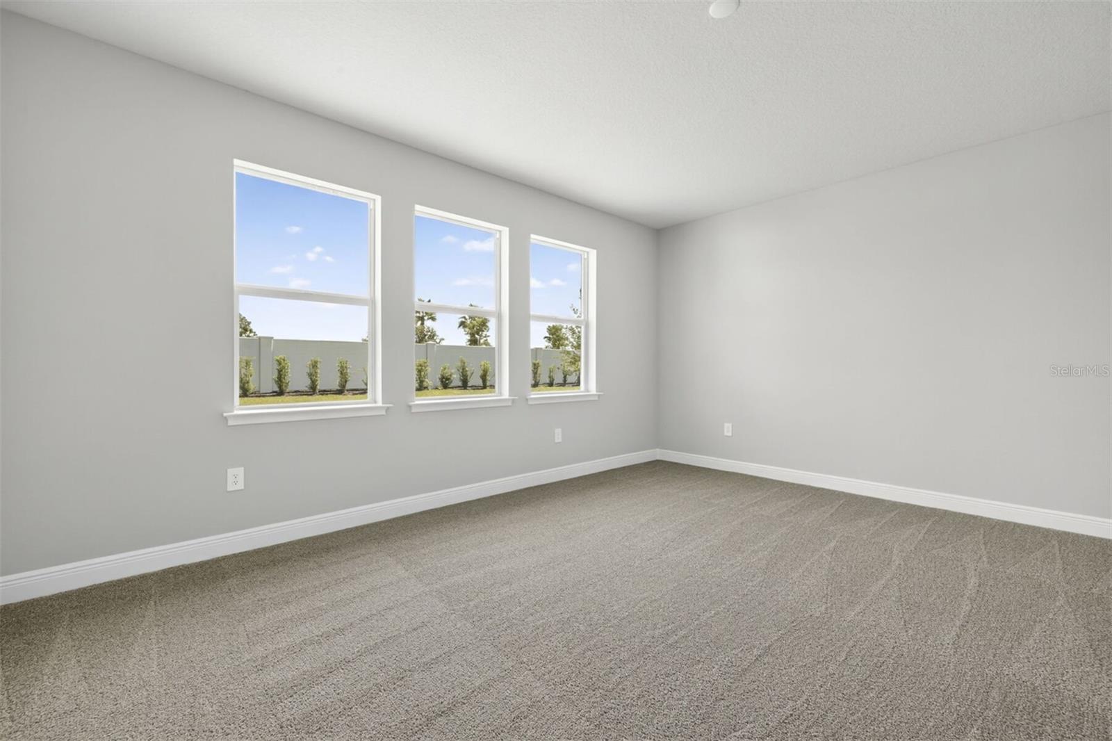 Image 16 of 39 For 11982 Starbright Path