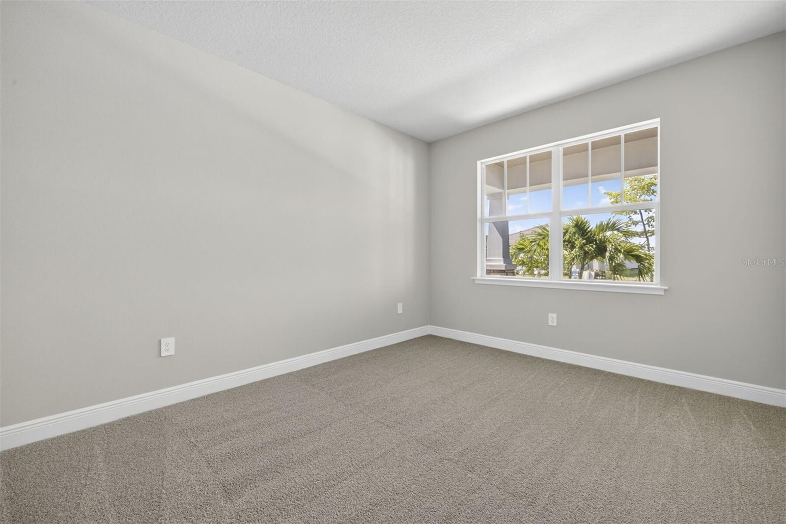 Image 18 of 39 For 11982 Starbright Path