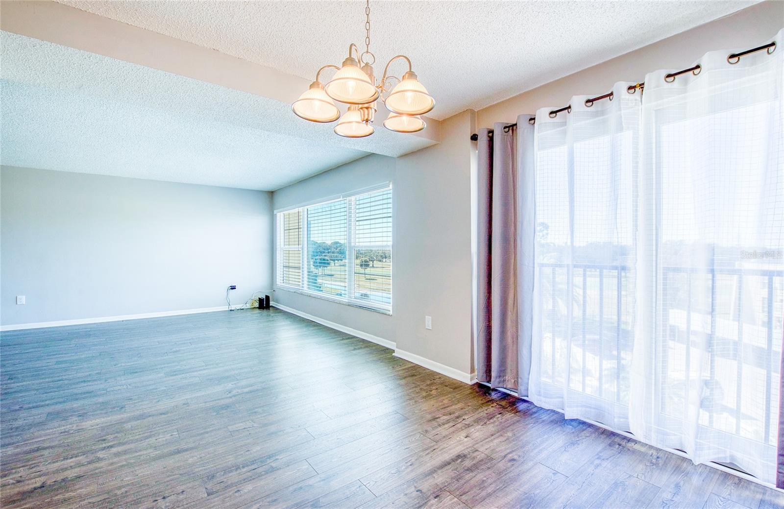 Image 11 of 32 For 225 Country Club Drive 1403