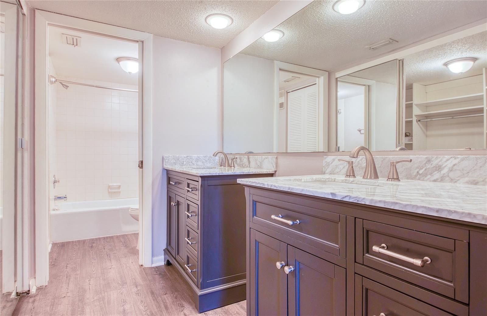 Image 20 of 32 For 225 Country Club Drive 1403