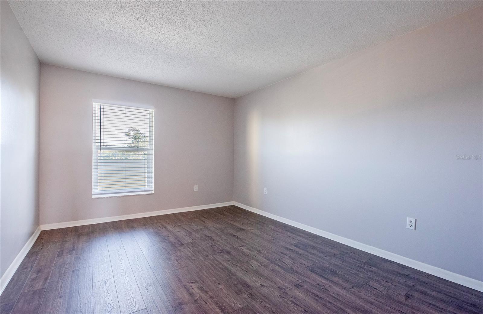 Image 25 of 32 For 225 Country Club Drive 1403