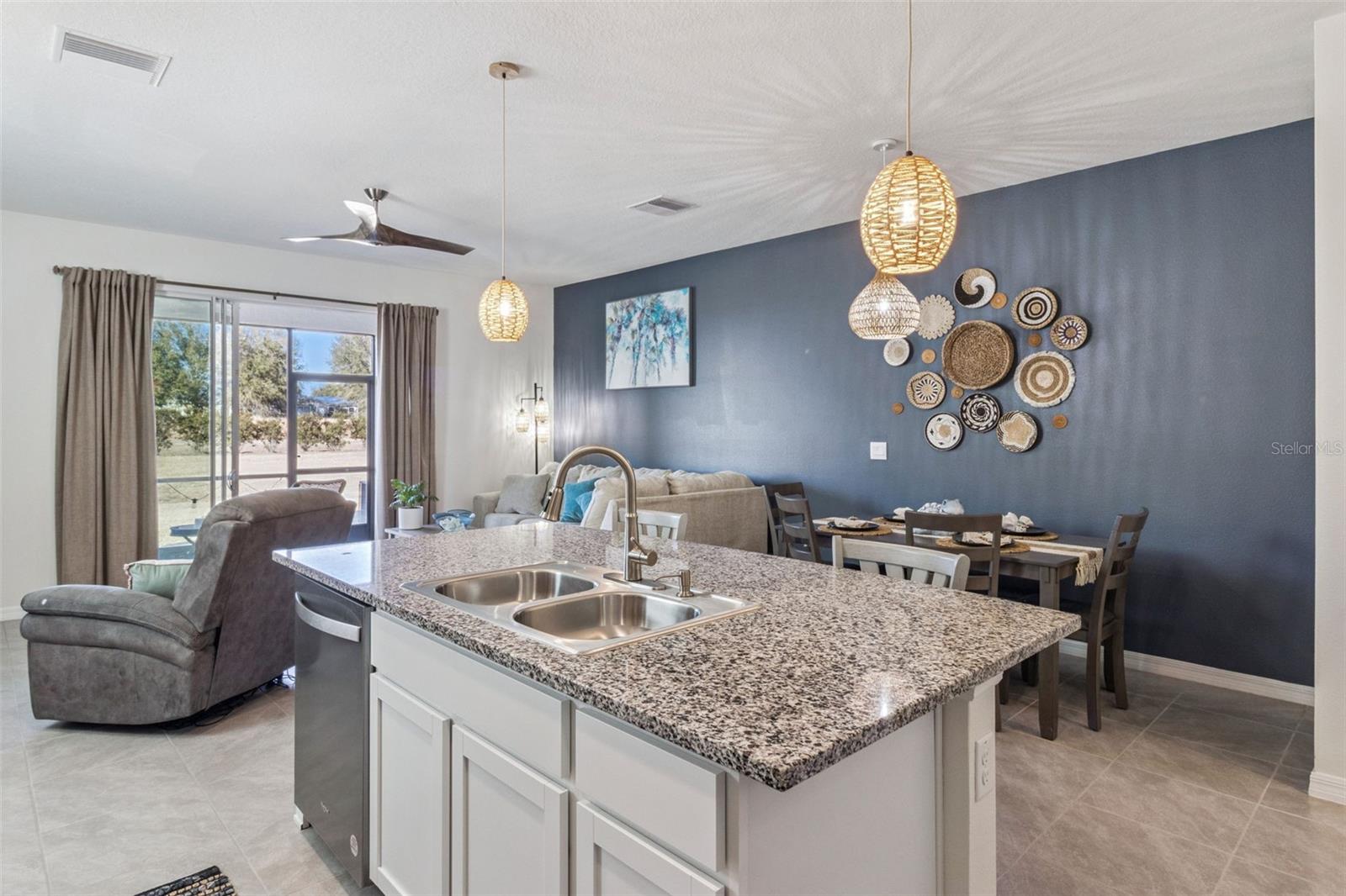 Listing photo id 8 for 3522 Marigold Patch Court