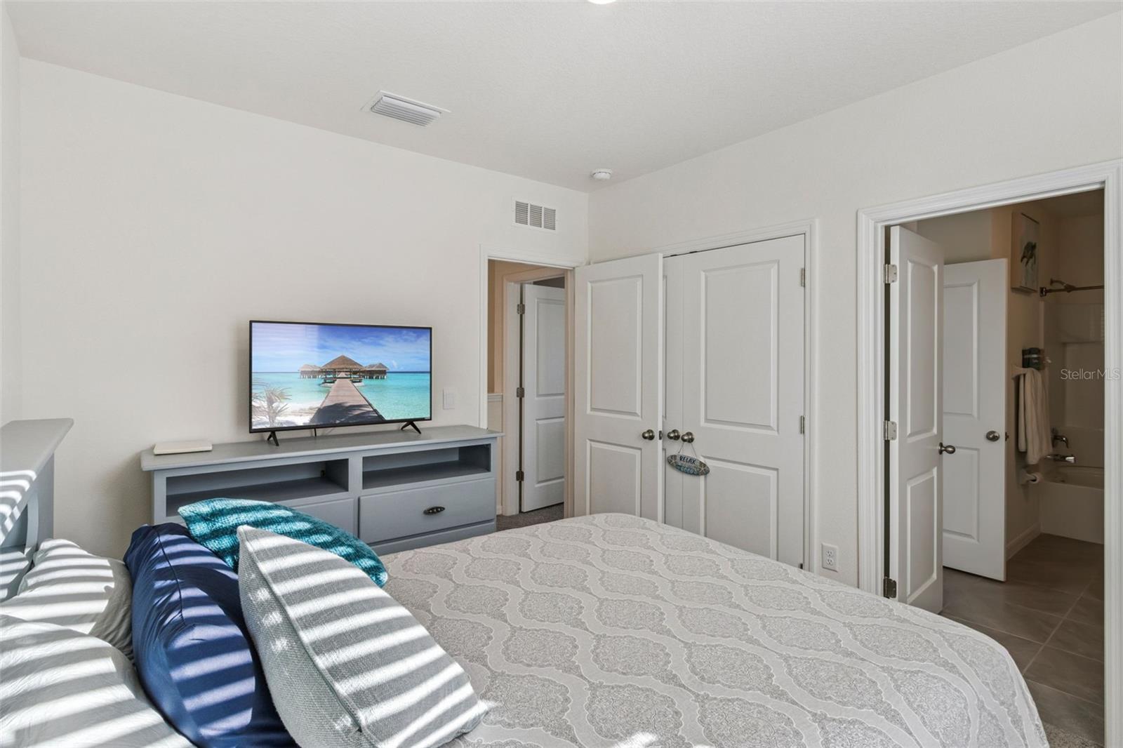 Listing photo id 21 for 3522 Marigold Patch Court