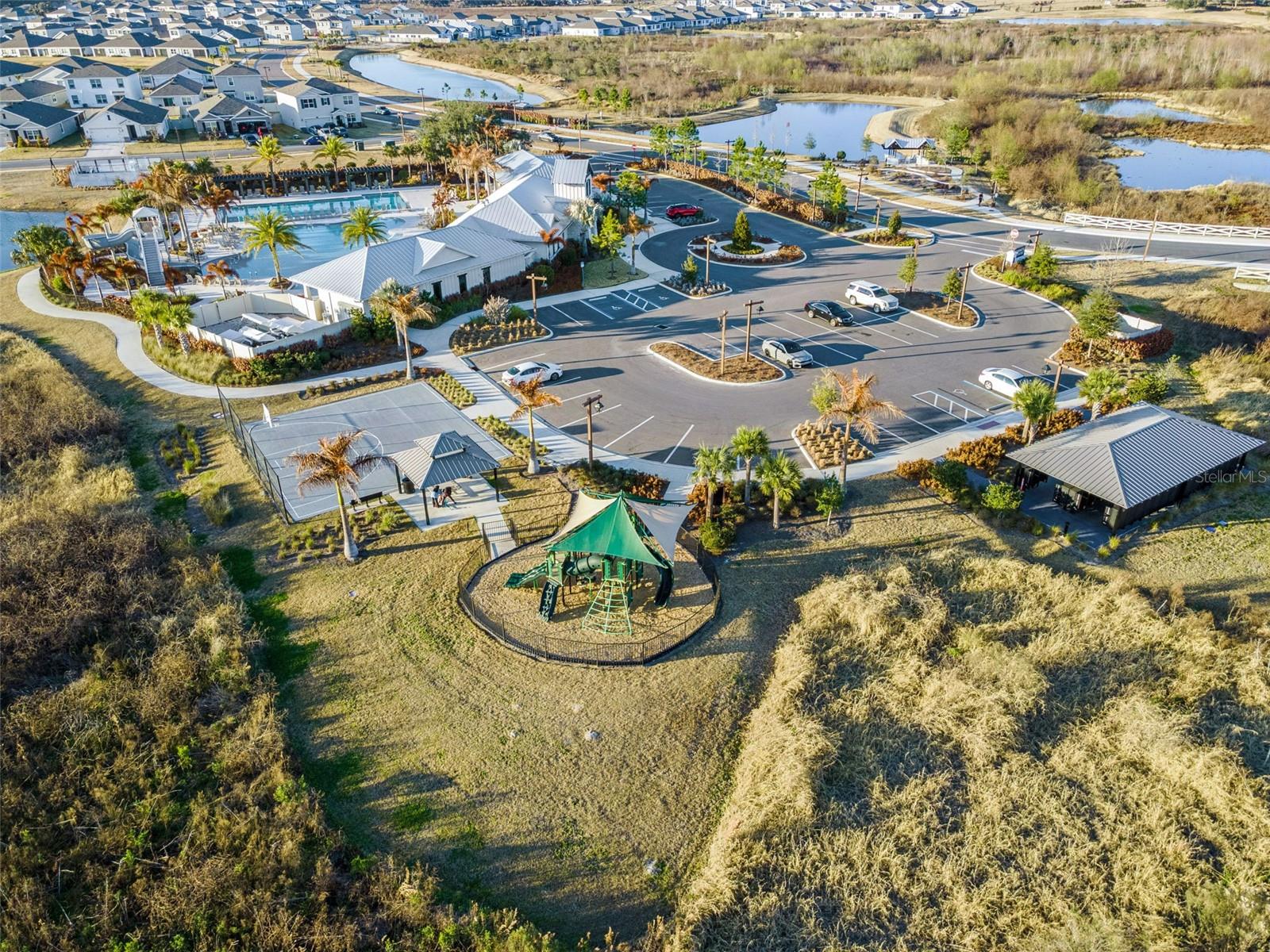 Listing photo id 33 for 3522 Marigold Patch Court