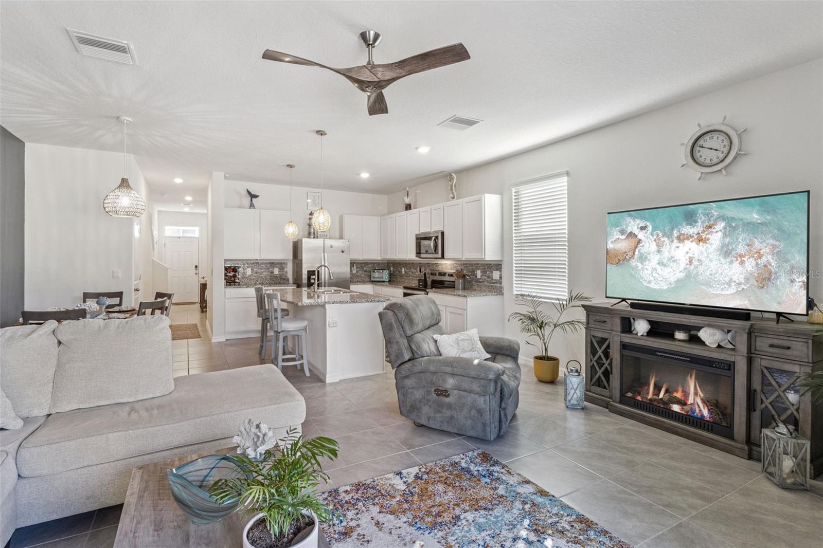 Listing photo id 4 for 3522 Marigold Patch Court