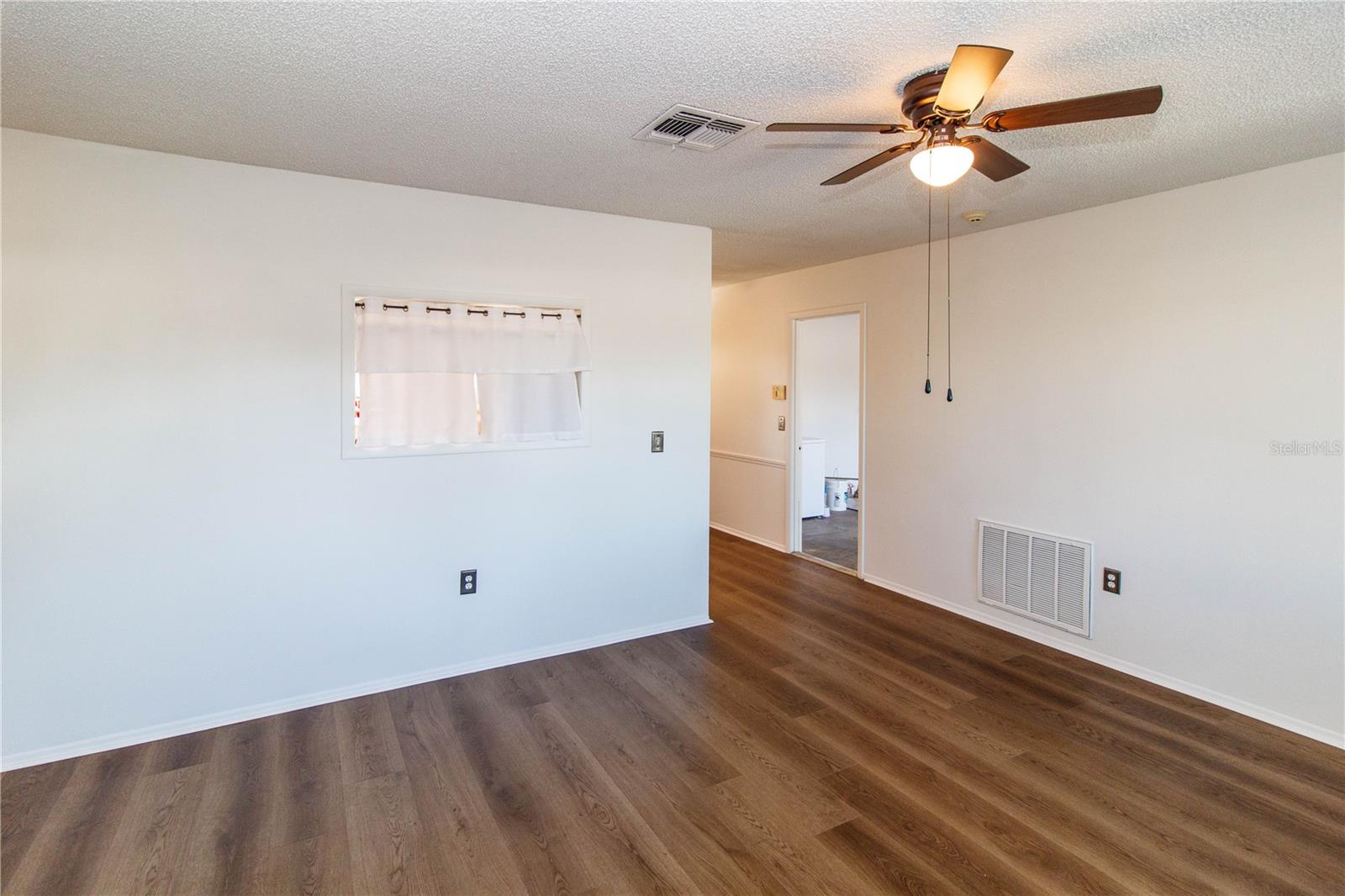 Image 13 of 44 For 8836 Huntsman Lane