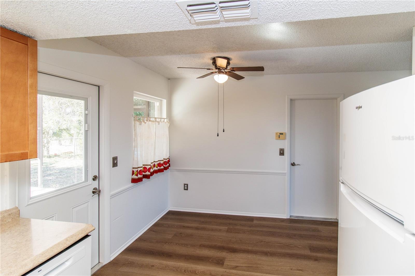 Image 15 of 44 For 8836 Huntsman Lane