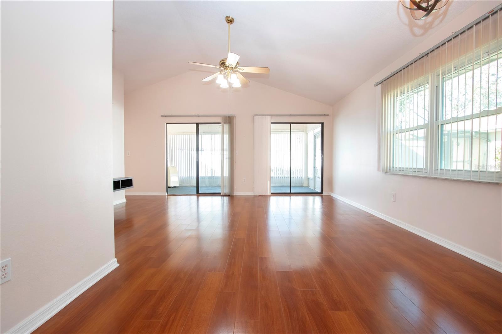 Image 13 of 55 For 1733 Atrium Drive