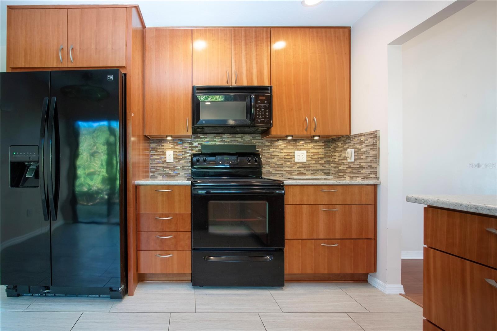 Image 21 of 55 For 1733 Atrium Drive