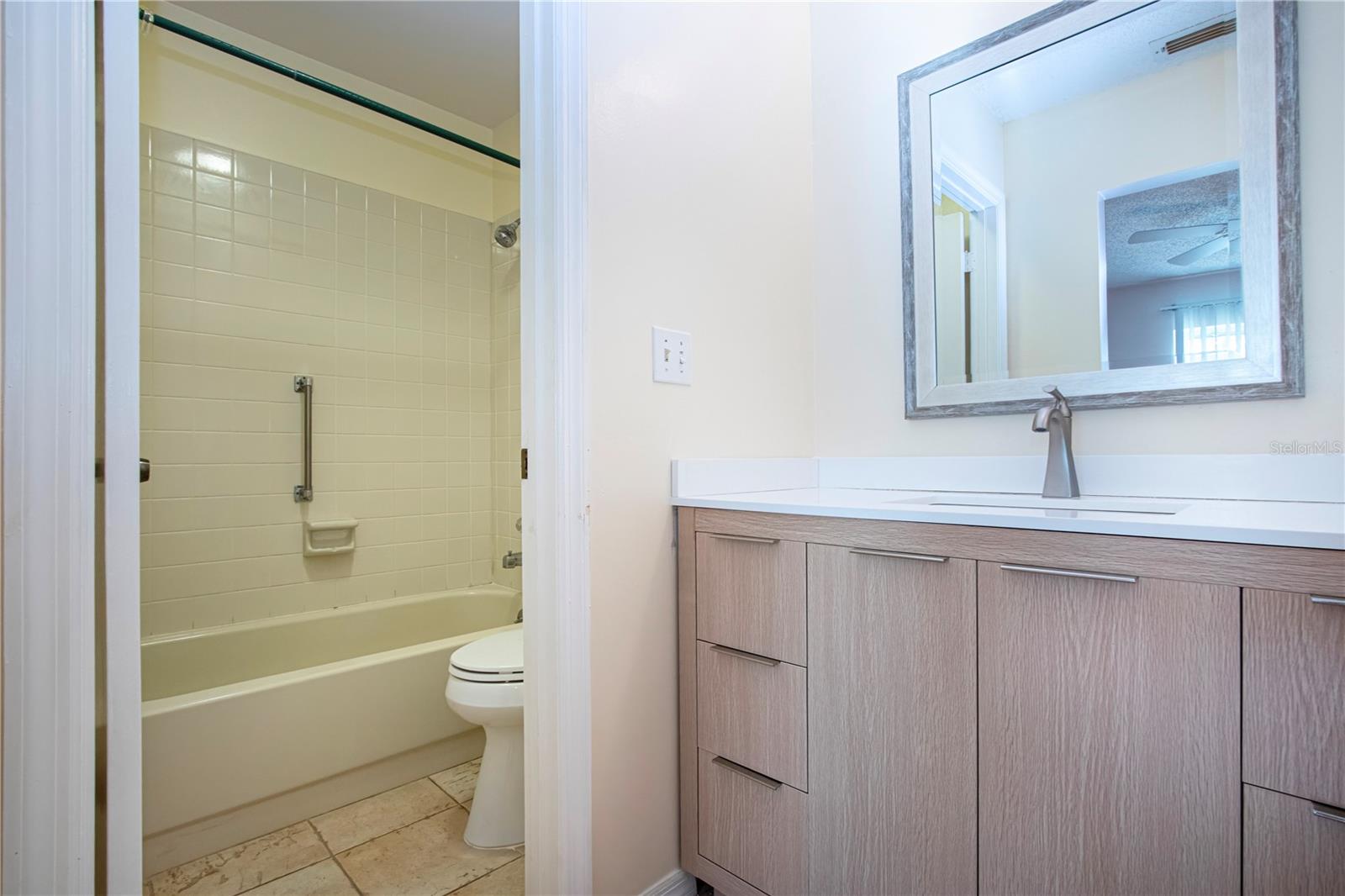 Image 26 of 55 For 1733 Atrium Drive