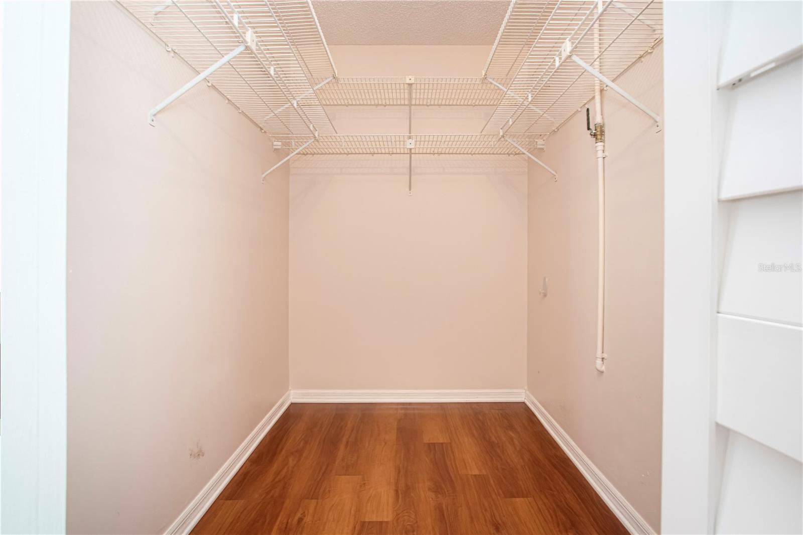 Image 33 of 55 For 1733 Atrium Drive