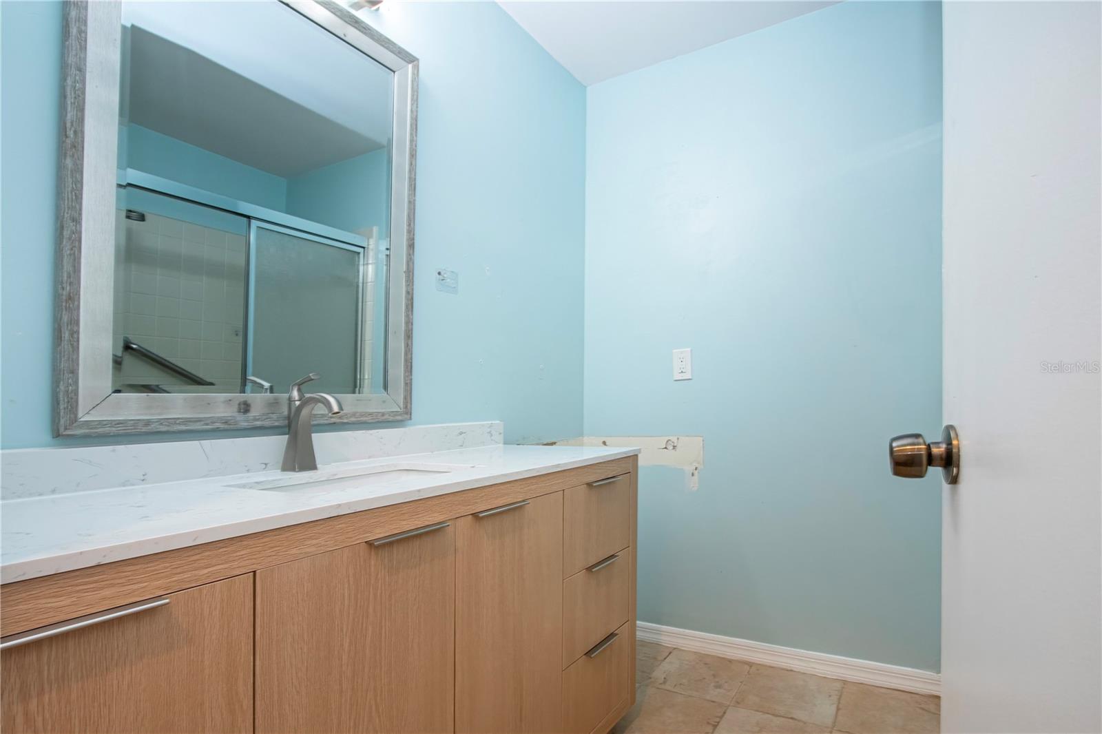 Image 35 of 55 For 1733 Atrium Drive