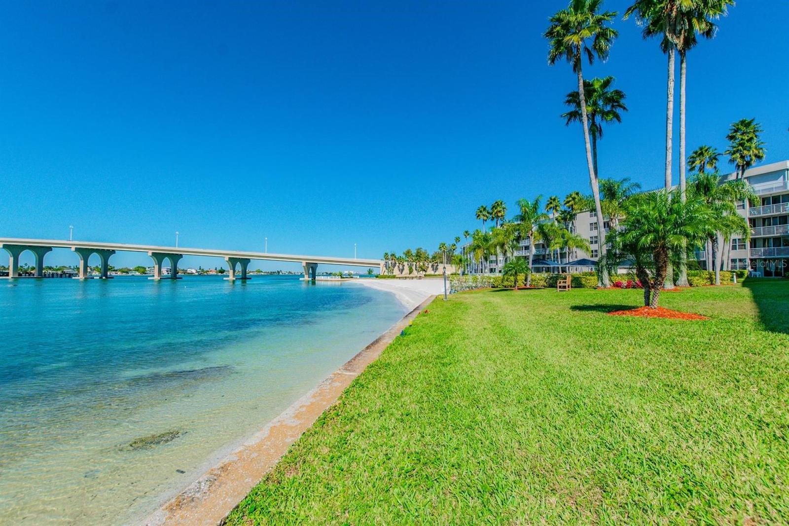 Image 22 of 26 For 5901 Bahia Del Mar Circle 422