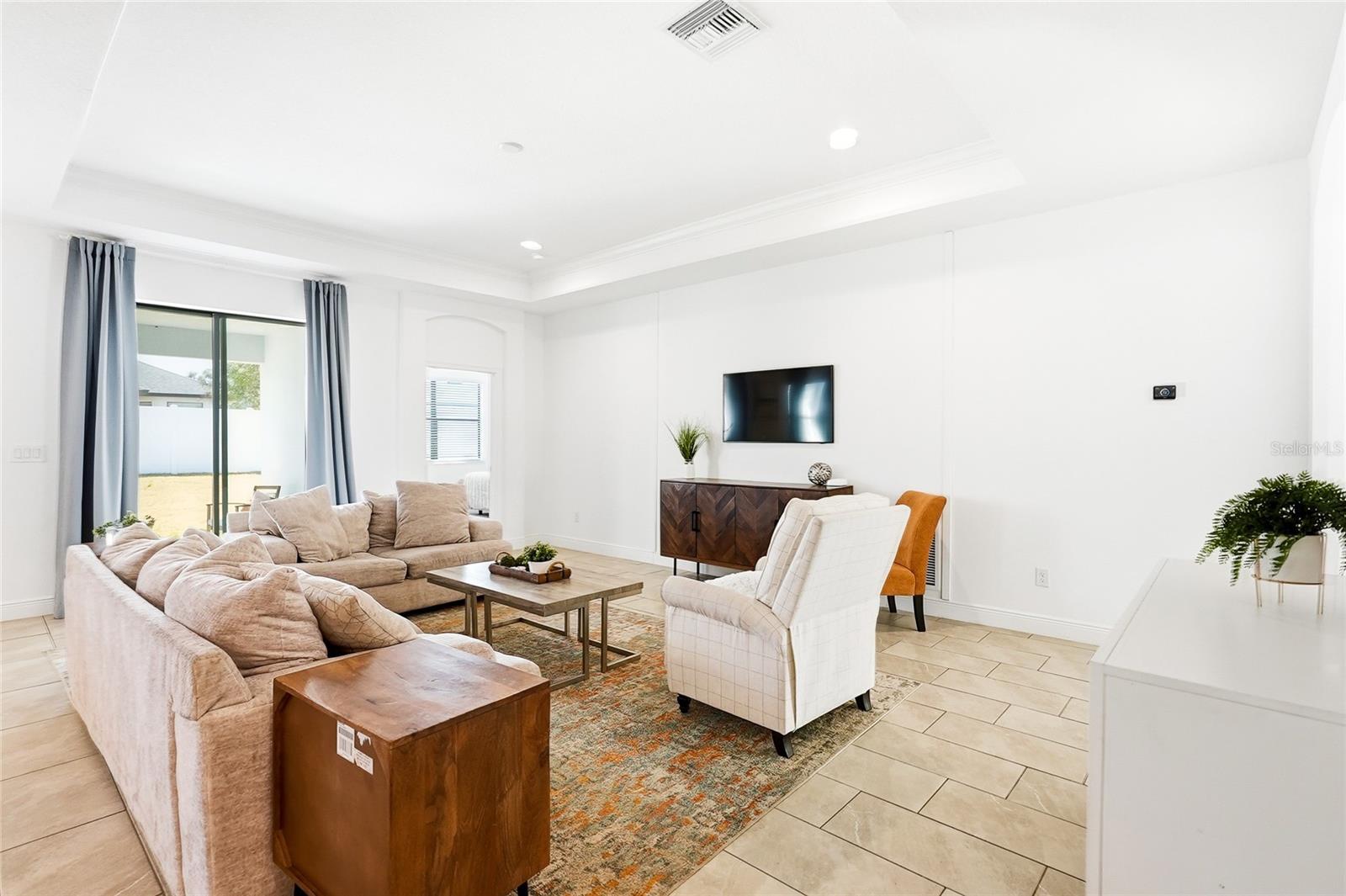 Image 12 of 40 For 109 Azul Drive