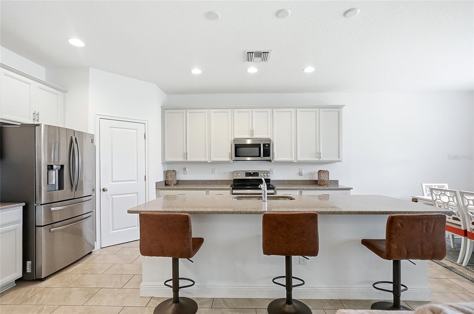 Image 16 of 40 For 109 Azul Drive