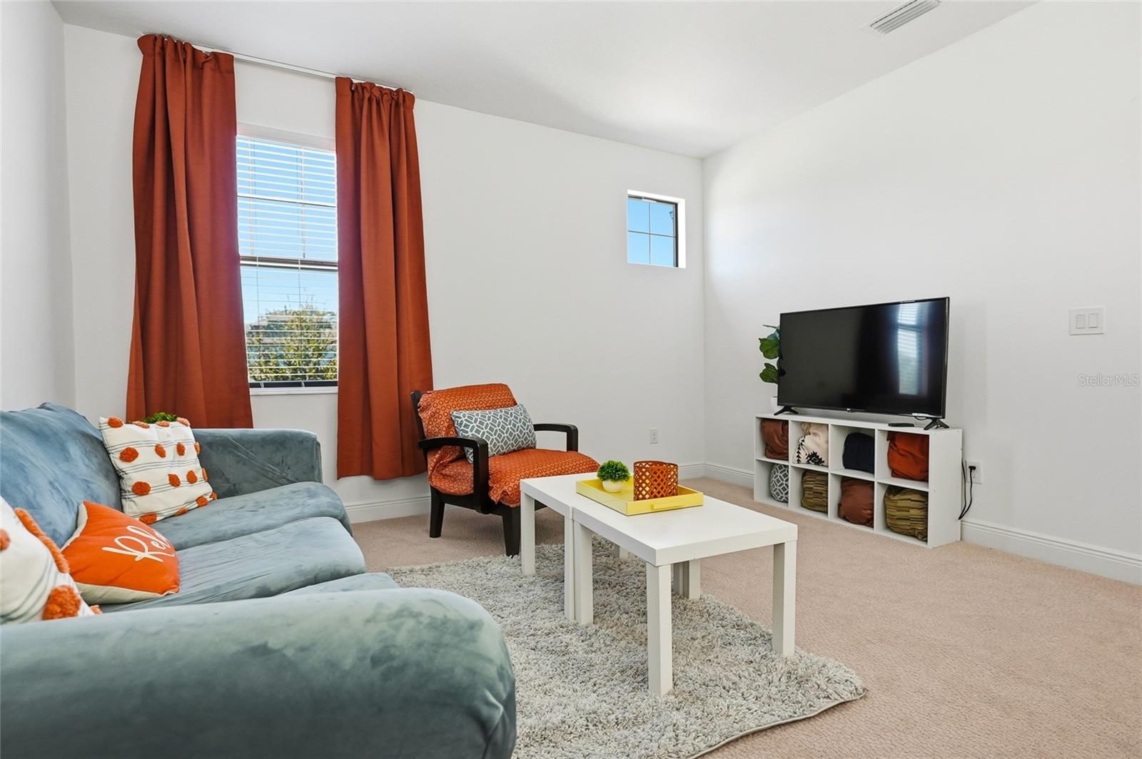 Image 27 of 40 For 109 Azul Drive