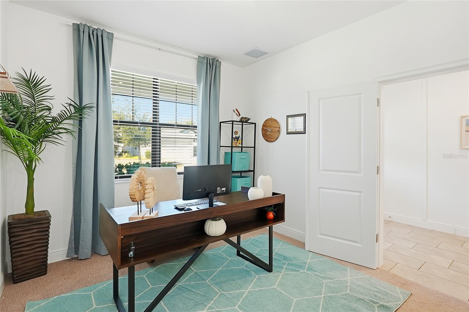 Image 7 of 40 For 109 Azul Drive