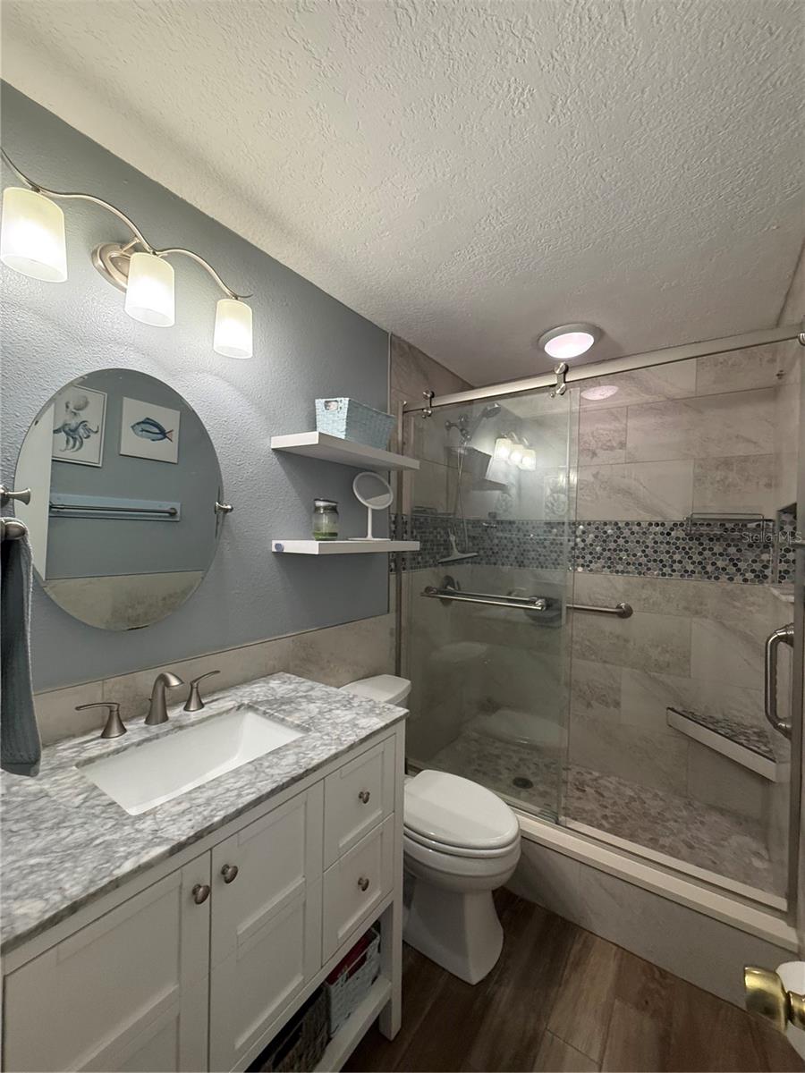 Listing photo id 15 for 18650 Gulf Blvd  316