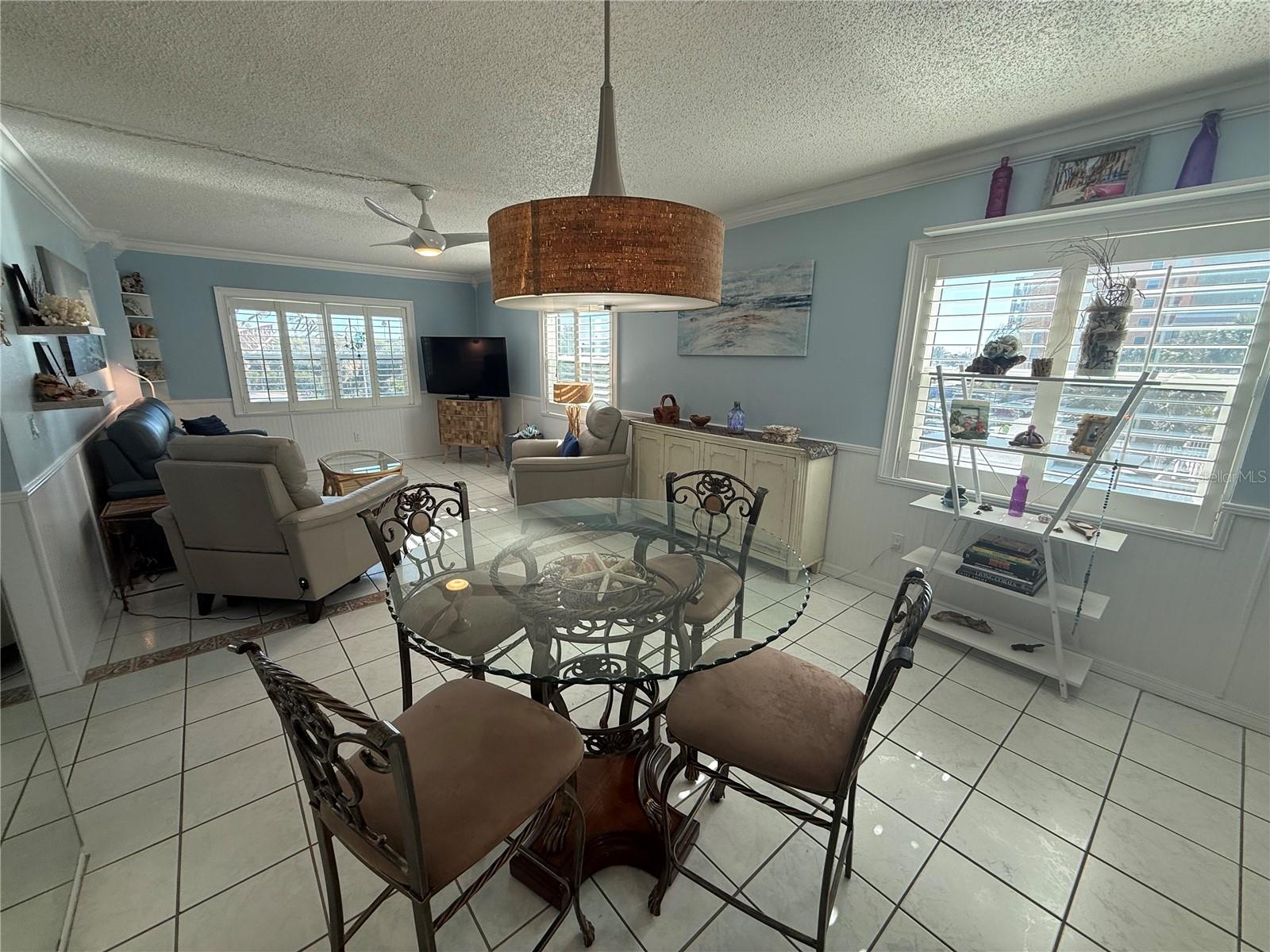 Listing photo id 0 for 18650 Gulf Blvd  316