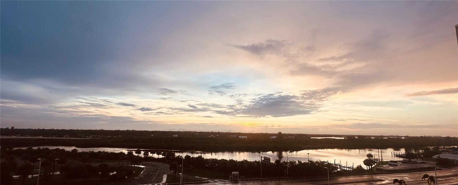 Listing photo id 27 for 18650 Gulf Blvd  316