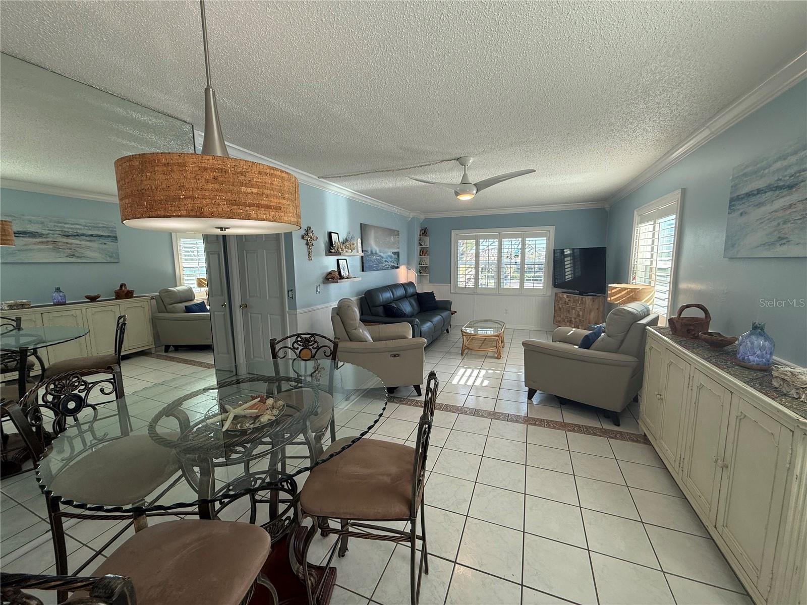 Listing photo id 1 for 18650 Gulf Blvd  316