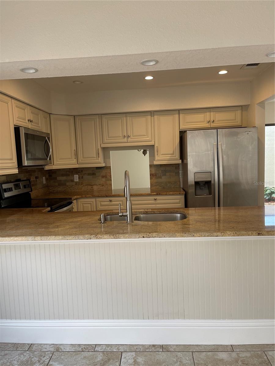 Image 5 of 19 For 4615 Stonehaven Place