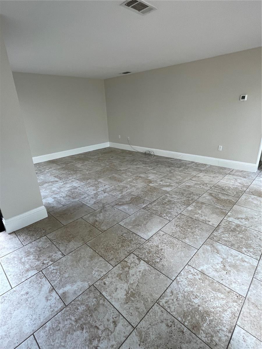 Image 9 of 19 For 4615 Stonehaven Place