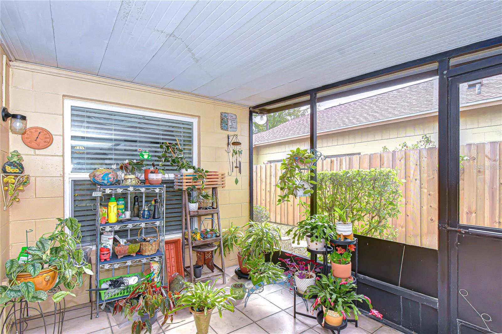 Image 18 of 24 For 12722 Dunhill Drive