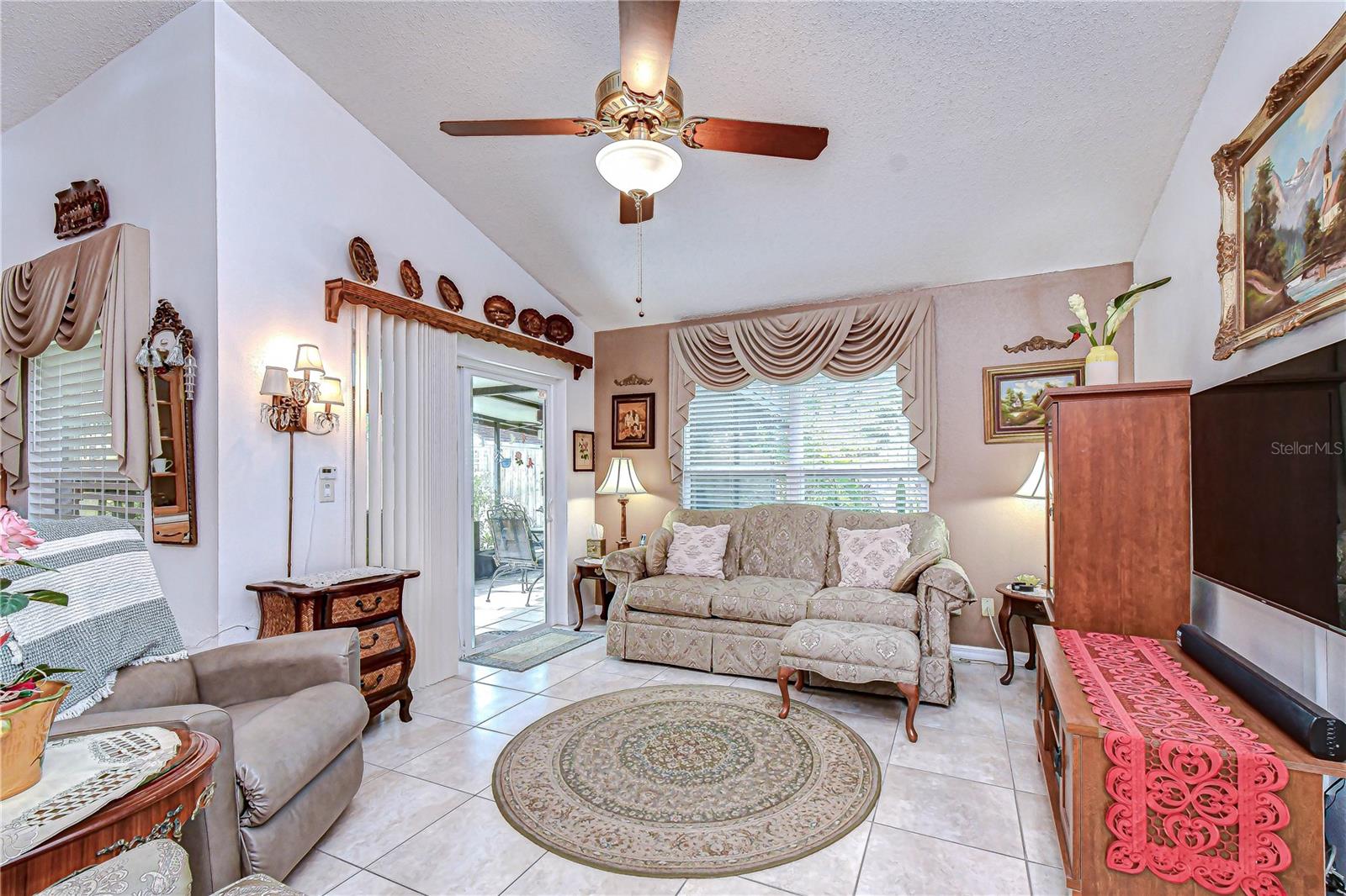 Image 5 of 24 For 12722 Dunhill Drive