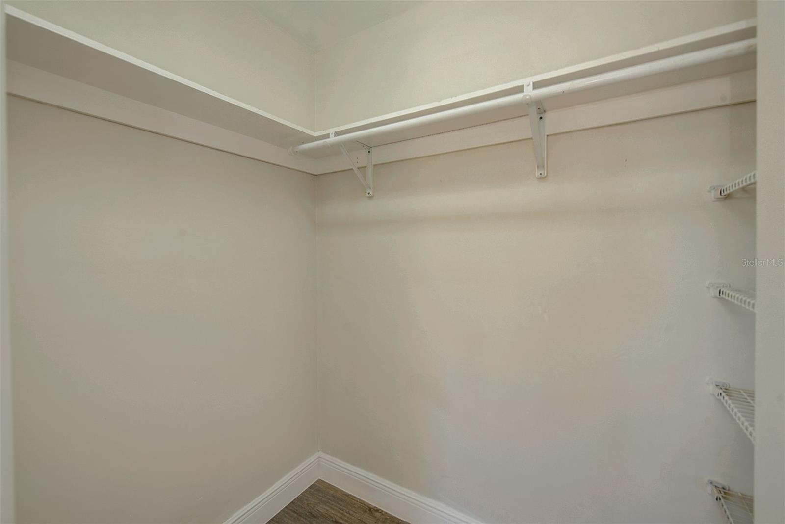 Image 17 of 24 For 715 1st Avenue Ne