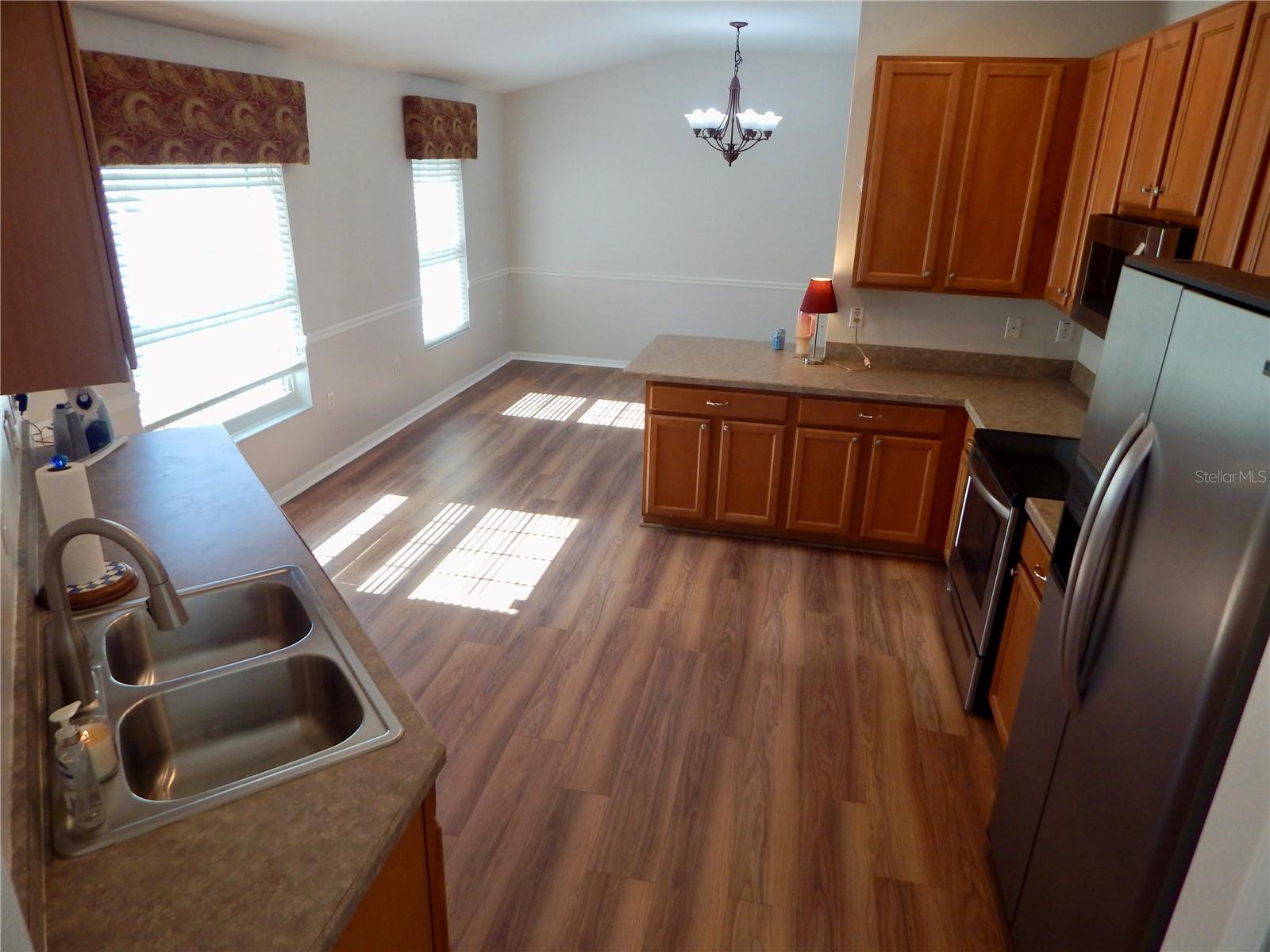 Image 8 of 19 For 5632 Autumn Shire Drive