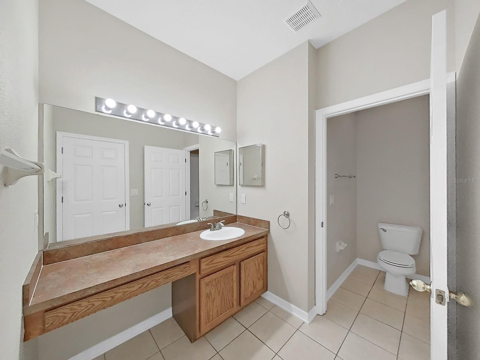 Image 28 of 40 For 5623 Sheer Bliss Loop