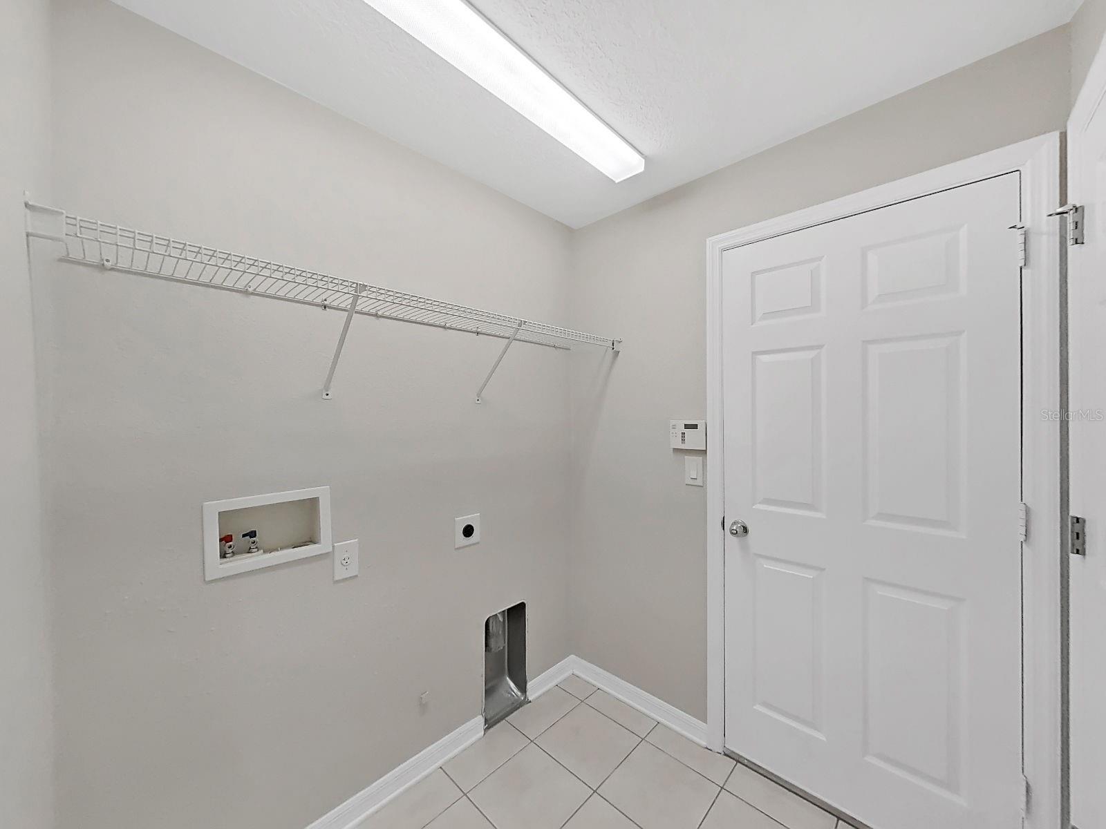 Image 32 of 40 For 5623 Sheer Bliss Loop