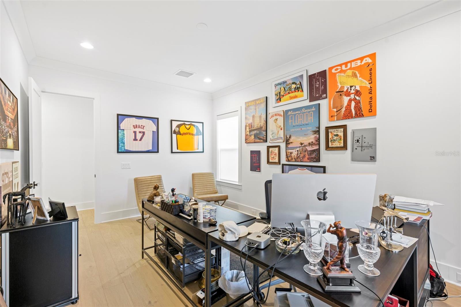 Listing photo id 20 for 615 Luzon Avenue