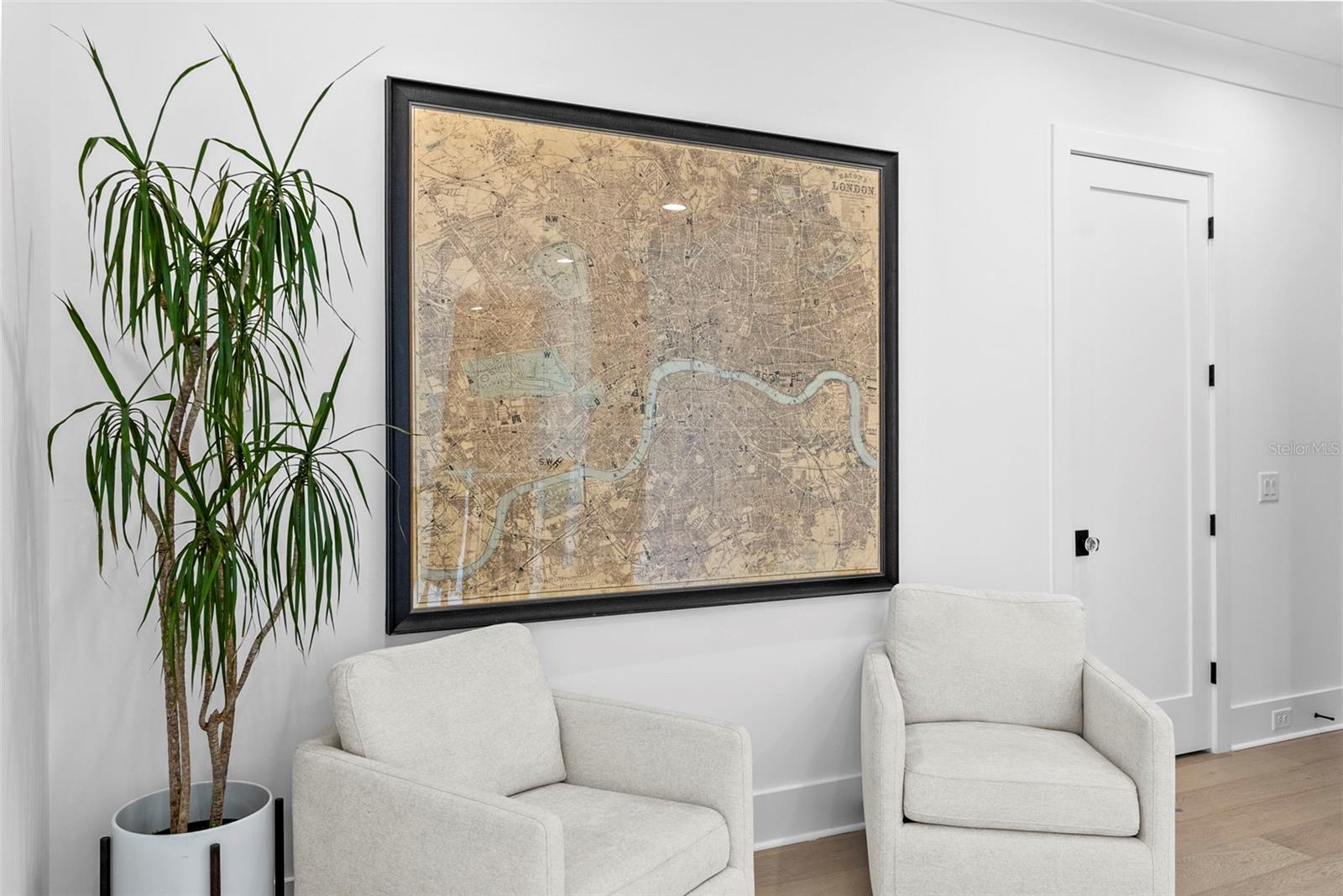 Listing photo id 41 for 615 Luzon Avenue