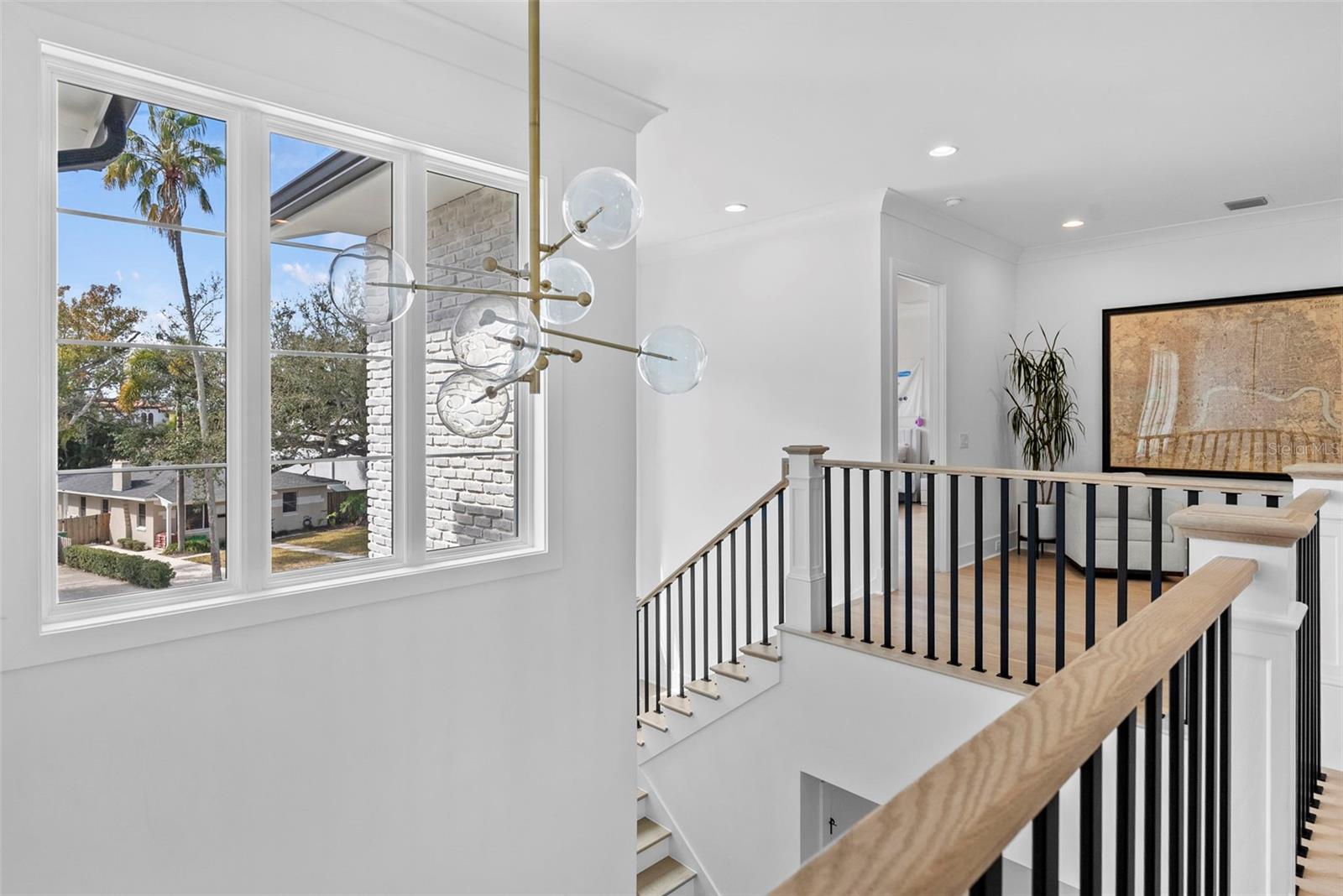 Listing photo id 42 for 615 Luzon Avenue