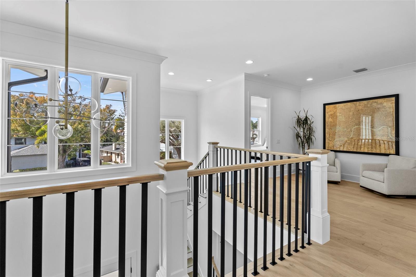 Listing photo id 70 for 615 Luzon Avenue