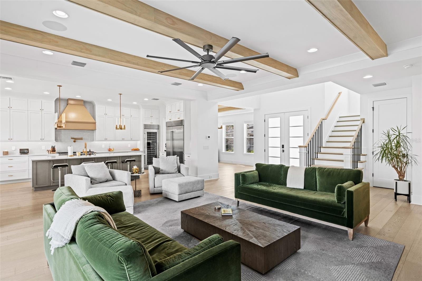 Listing photo id 7 for 615 Luzon Avenue