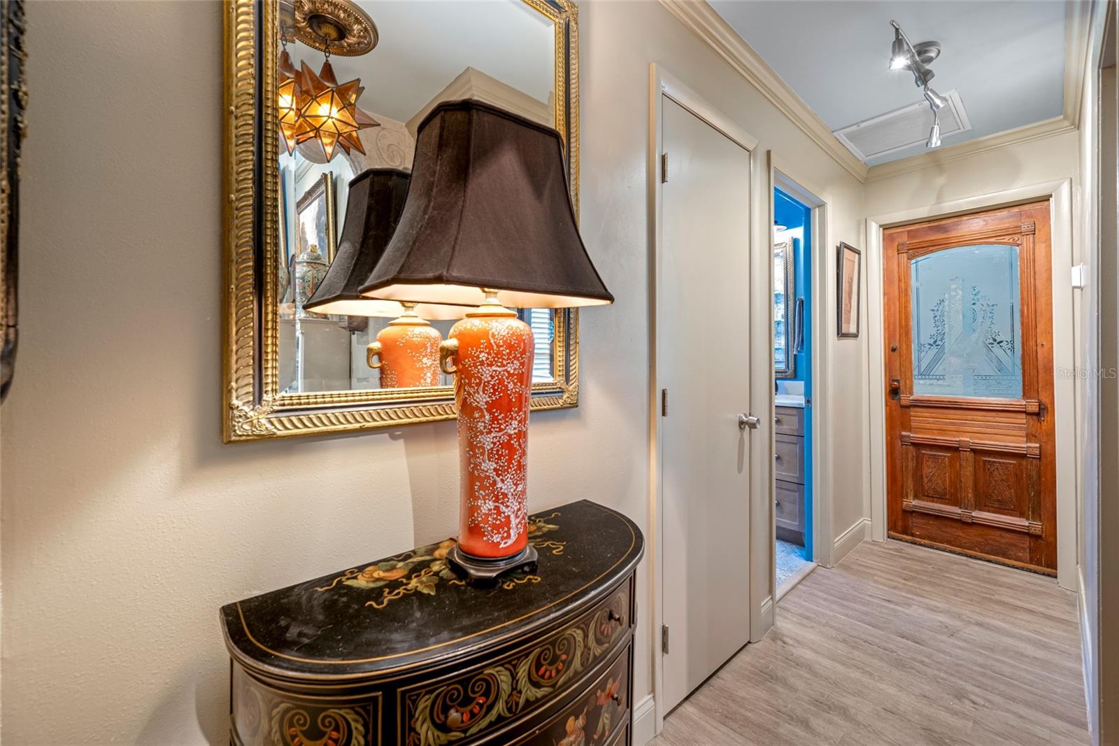 Listing photo id 36 for 2970 Tangerine Terrace