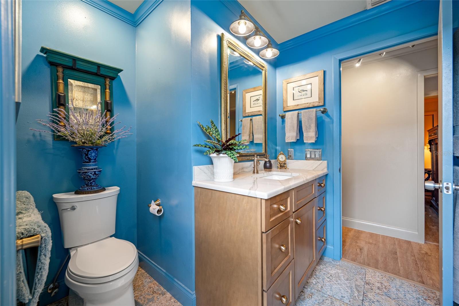 Listing photo id 38 for 2970 Tangerine Terrace