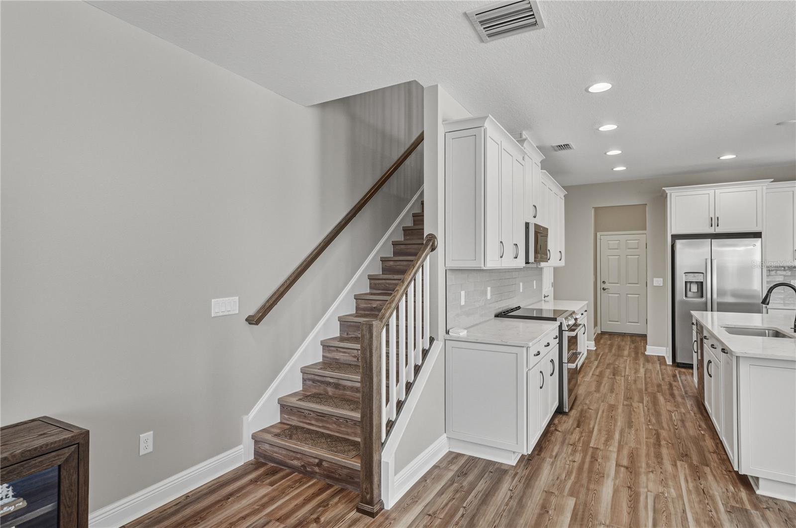 Image 34 of 79 For 2527 Stapleford Place